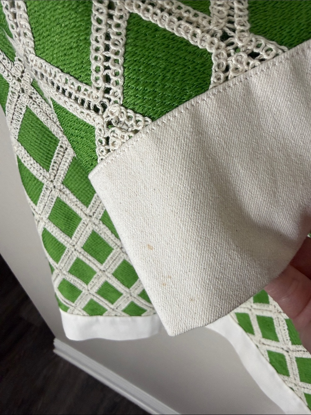 TUCKERNUCK Kelly Green Crochet Collier Dress - Picture 10 of 11